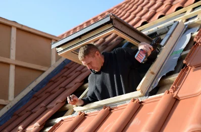 Pose de fenêtres de toit Velux à Tallans